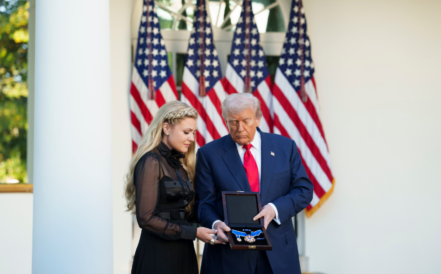 Трамп посмертно відзначив Чарлі Кірка Президентською медаллю Свободи